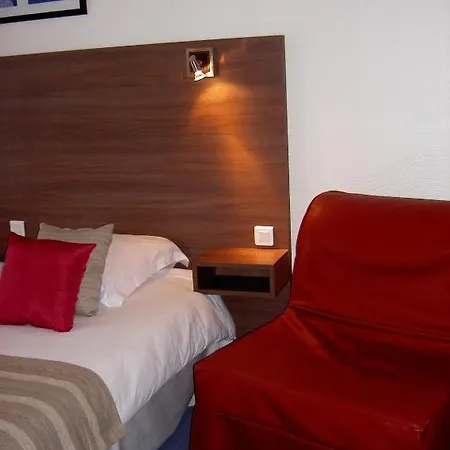 Cit'hotel Du Port Rhu Hotel