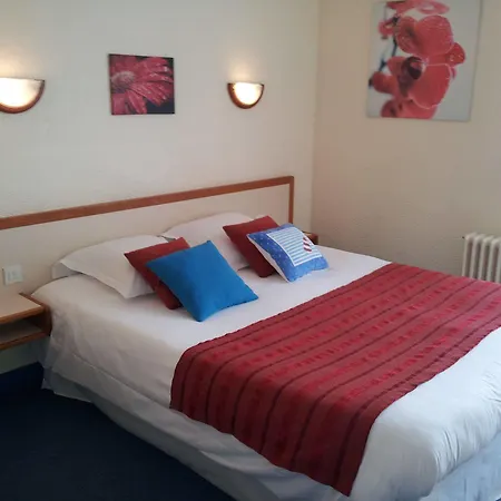 Cit'hotel Du Port Rhu Hotel