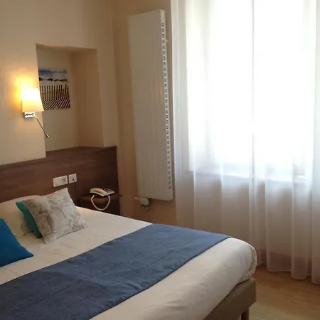 Hotel Cit'hotel Du Port Rhu 2*